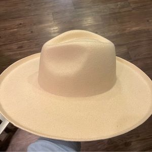 Lack of Color Fedora